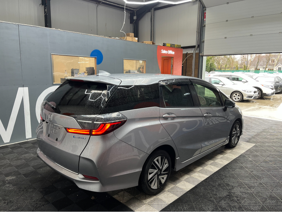 2022 Honda Shuttle €17950 2022 HONDA SHUTTLE HYBRID SENSING 1.5 AUTOMATIC / CRUISE CONTROL / REVERSE CAMERA AND MORE €17,950
