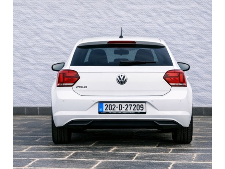 2020 Volkswagen Polo - image 2