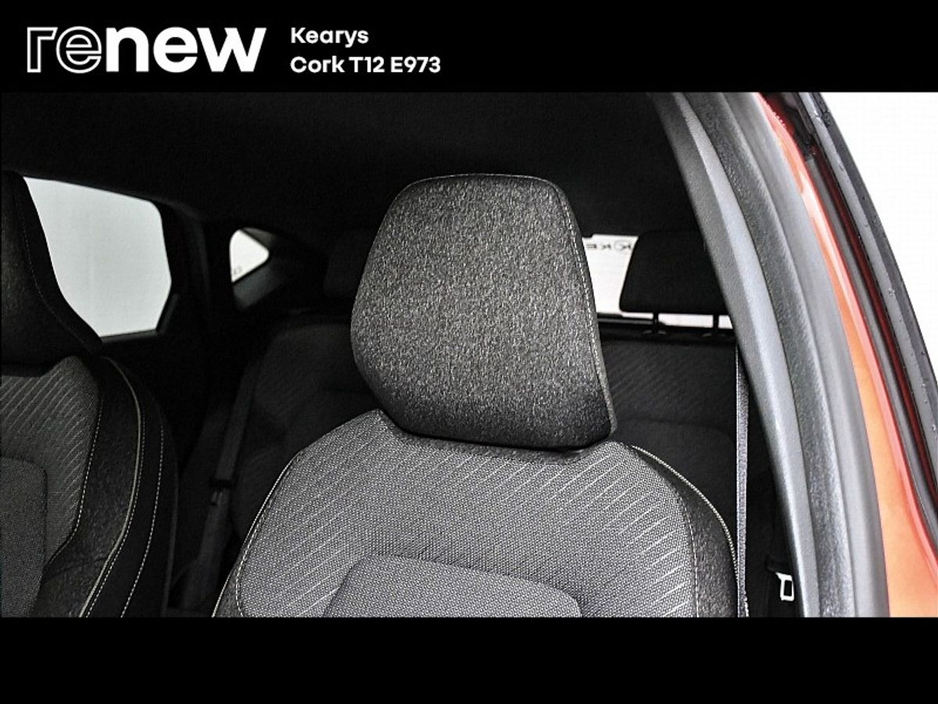 2026 Renault Captur - image 17