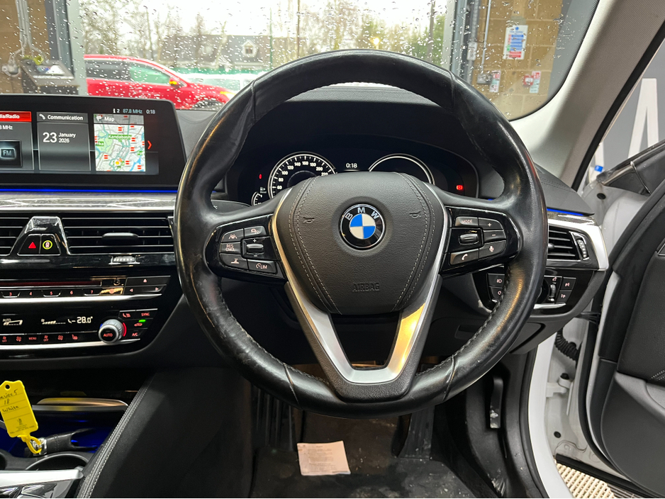 2018 BMW 5 Series €24950 2018 BMW 520D 523D TOURING LUXURY 2.0 AUTOMATIC / CRUISE CONTROL / 360° PARKING CAMERA / ELECTRIC MEMORY HEATED FRONT & REAR SEATS €24,950