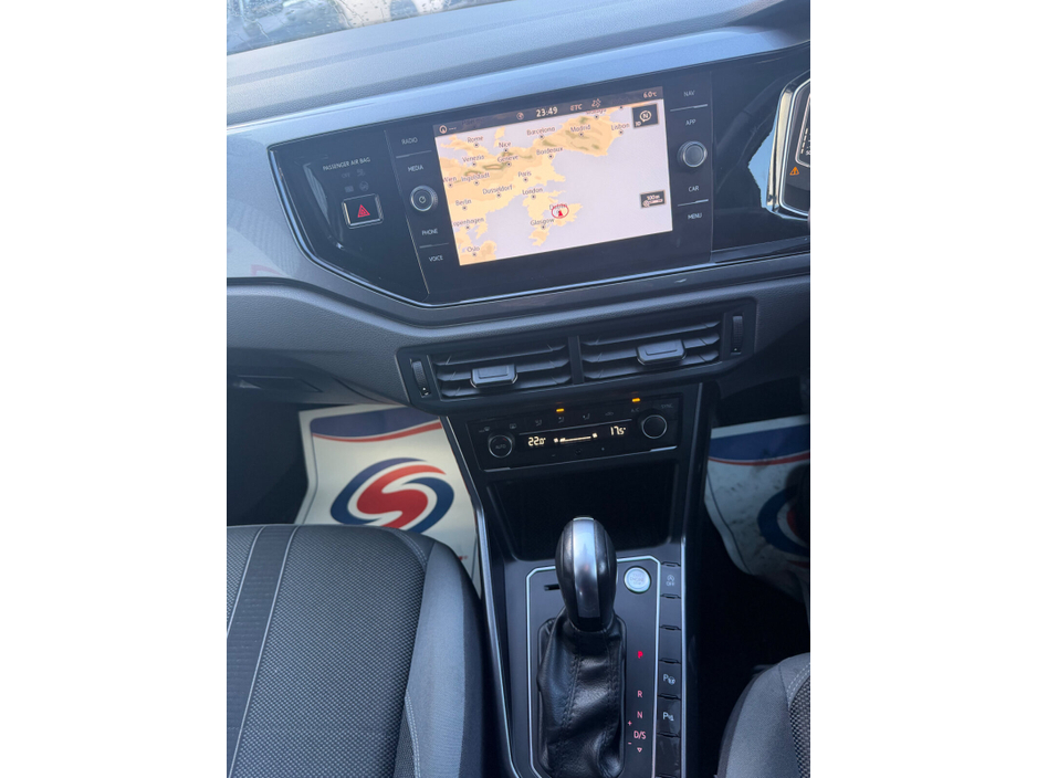 2020 Volkswagen Polo - image 10