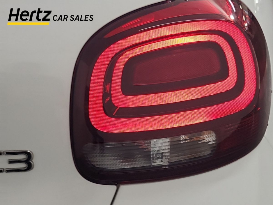 2023 Citroen C3 - image 8