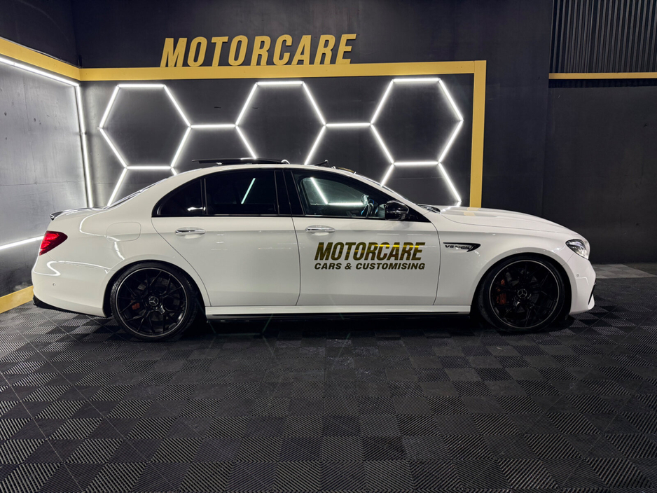 2017 Mercedes-Benz E Class - image 7