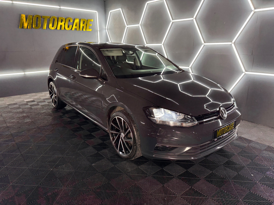 2019 Volkswagen Golf - image 5