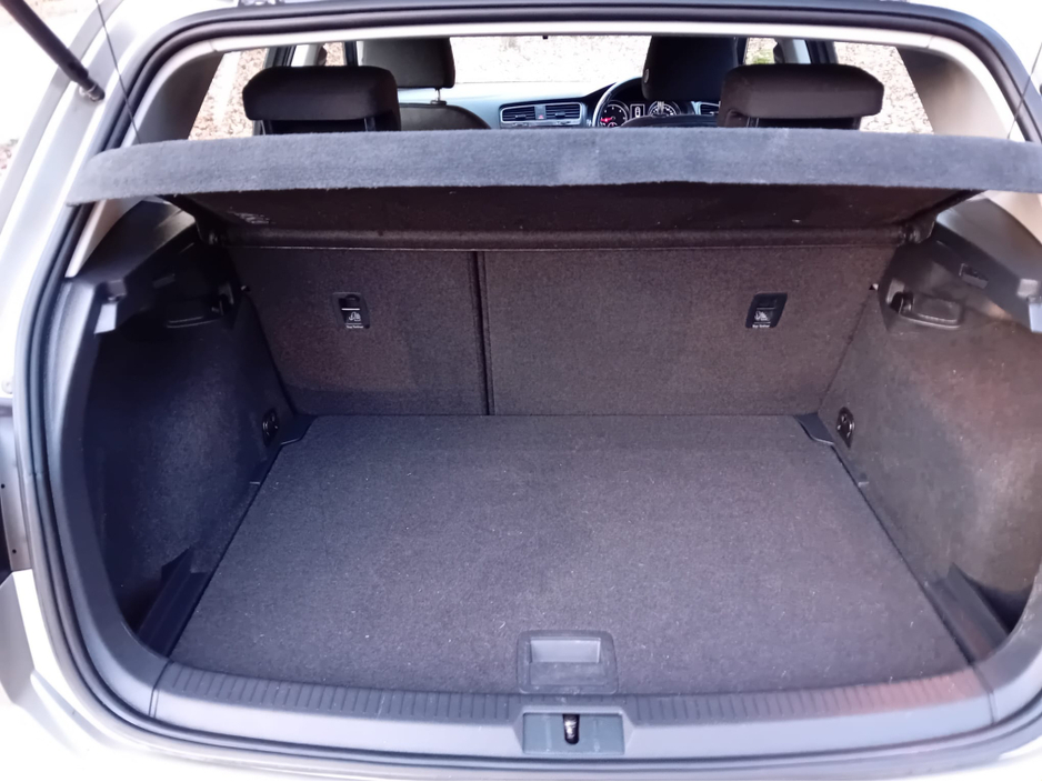 2017 Volkswagen Golf - image 16