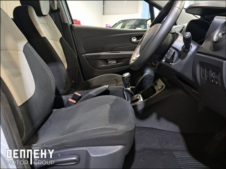 2019 Renault Captur - image 26