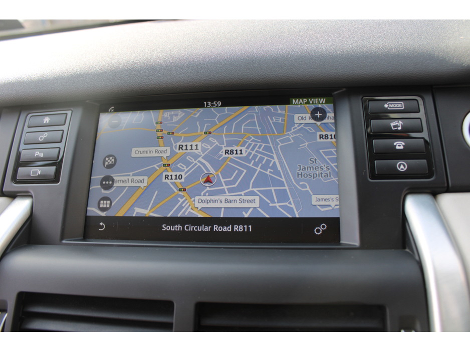 2016 Land Rover Discovery Sport - image 15