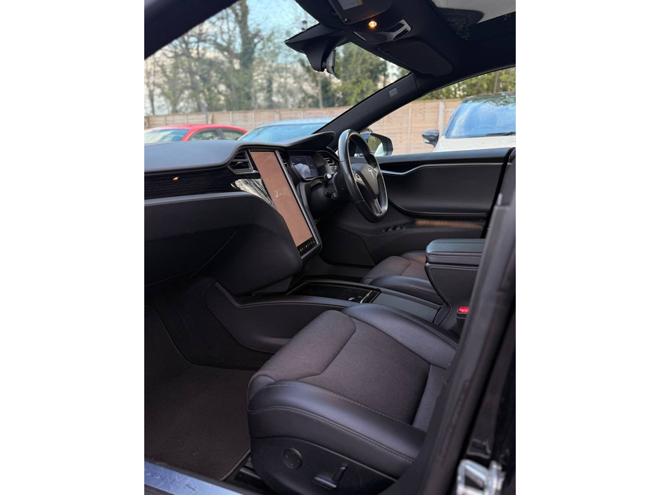 2018 Tesla Model S - image 36