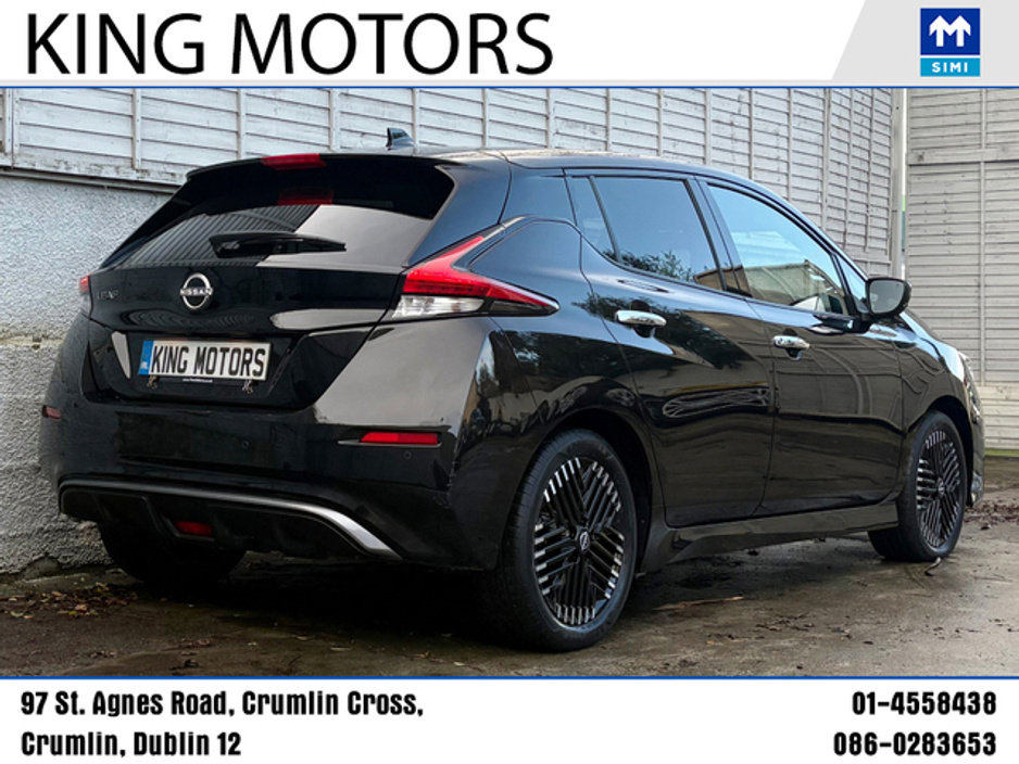 2022 Nissan Leaf - image 3