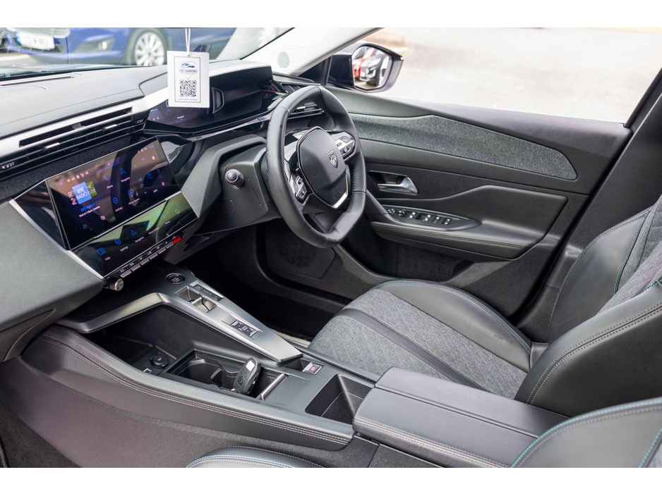 2023 Peugeot 408 - image 17