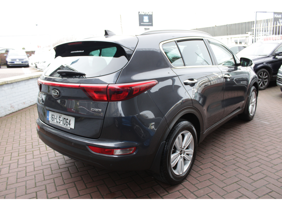 2016 Kia Sportage - image 4