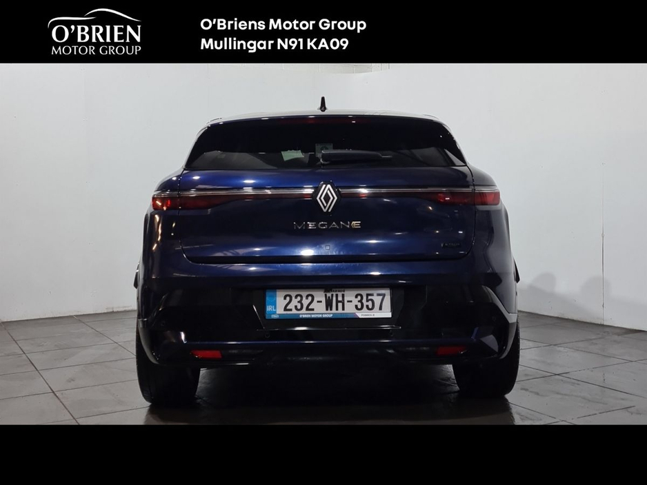 2023 Renault Megane E-Tech EV60 220hp Techno €24,900