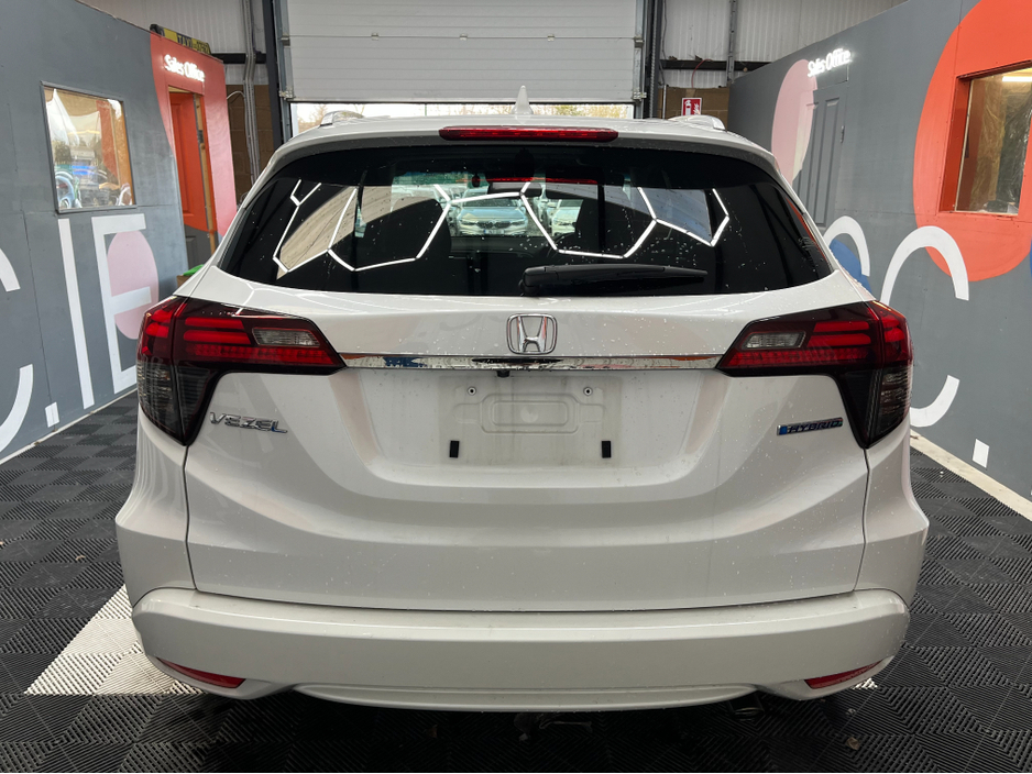 2020 Honda Vezel - image 3