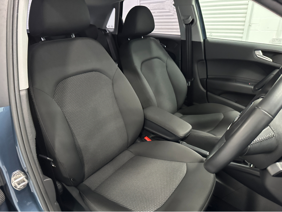 2018 Audi A1 (181) A1 SPORTBACK 1.0TFSI S TRONIC LOW KMS VW/AUDI SPECIALISTS WWW.DENISDARCYCARS.IE €16,950