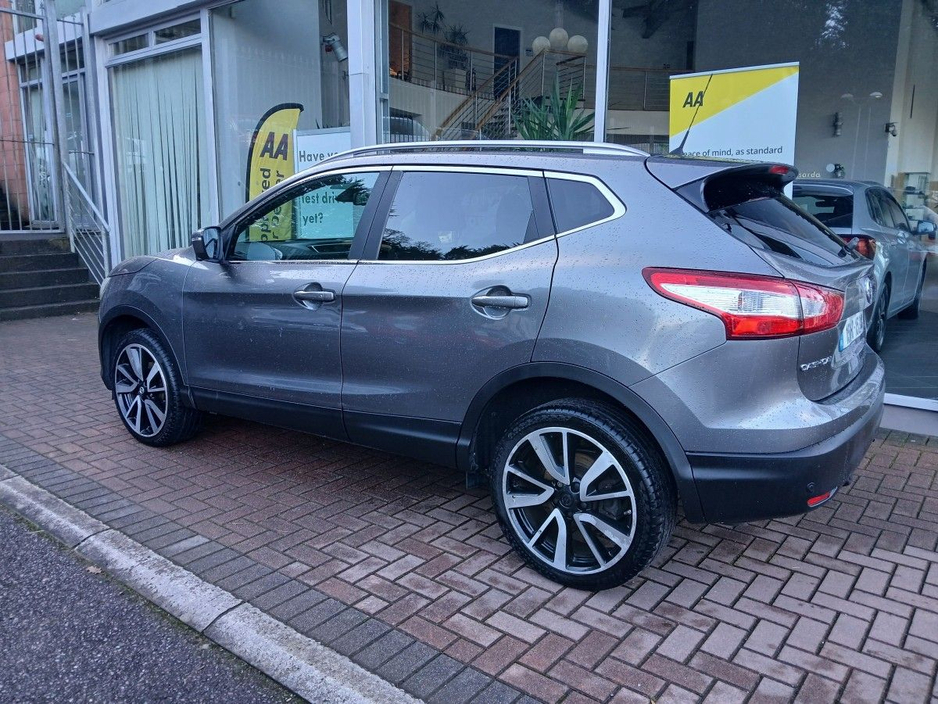 2015 Nissan Qashqai 1.6 DCi TECKNA, Grey met, Very Clean €8,950