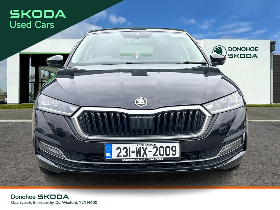 2023 Skoda Octavia - image 7