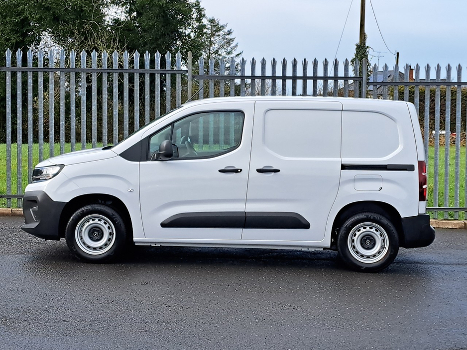 2026 Opel Combo - image 5