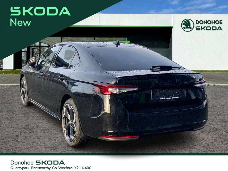 2026 Skoda Superb - image 3