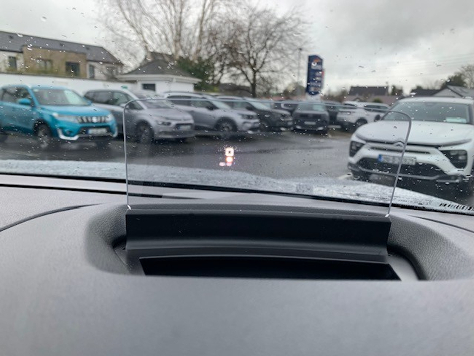 2021 Citroen C4 - image 16