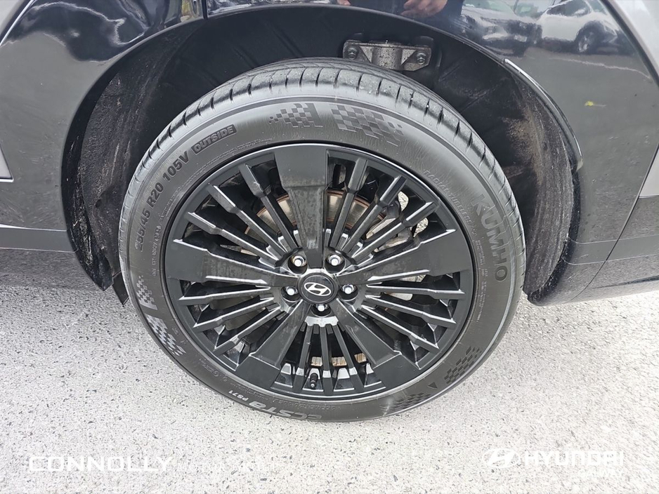 2024 Hyundai Santa Fe 1.6 PHEV 4WD Calligraphy - €644 p/m €62,950