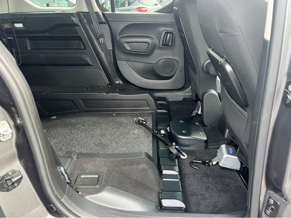 2024 Citroen Berlingo - image 17