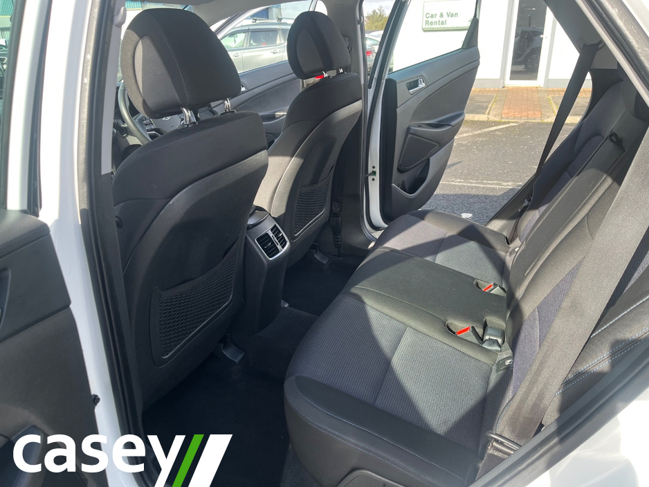 2018 Hyundai Tucson - image 12