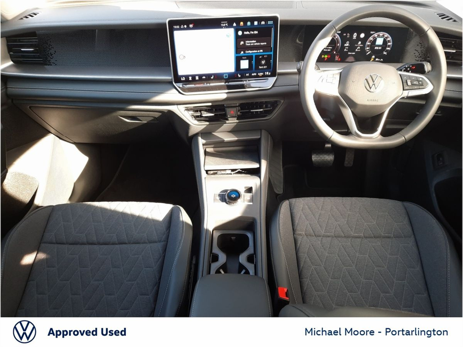 2026 Volkswagen Tayron - image 2