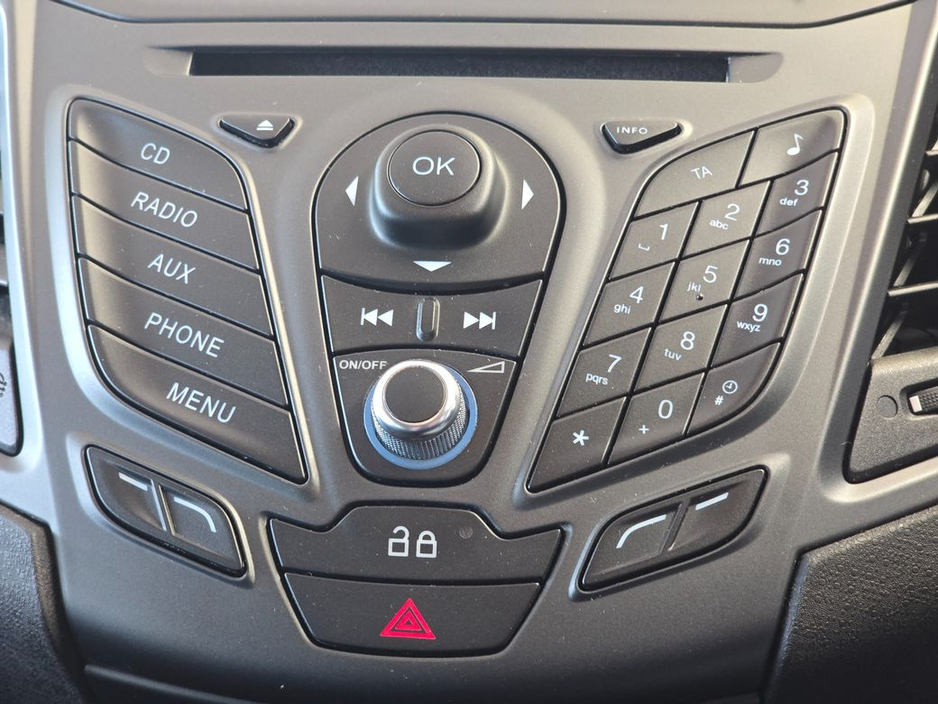 2014 Ford Fiesta - image 12