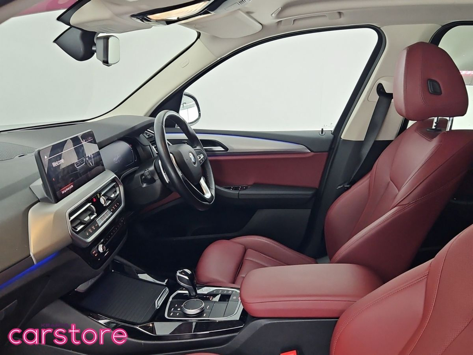 2022 BMW X3 - image 12