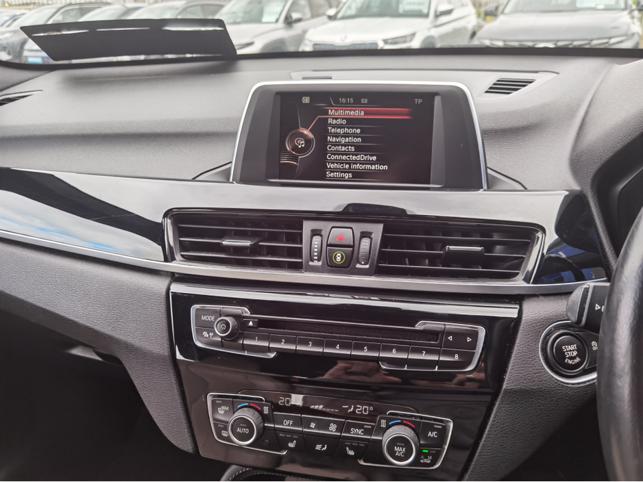 2016 BMW X1 - image 15