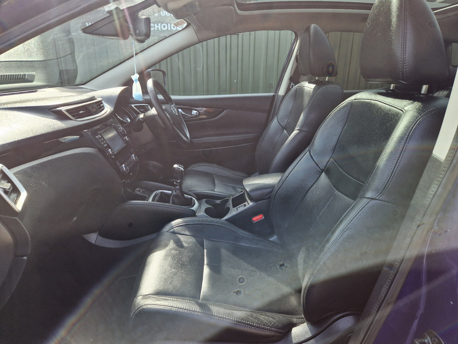2015 Nissan Qashqai - image 16