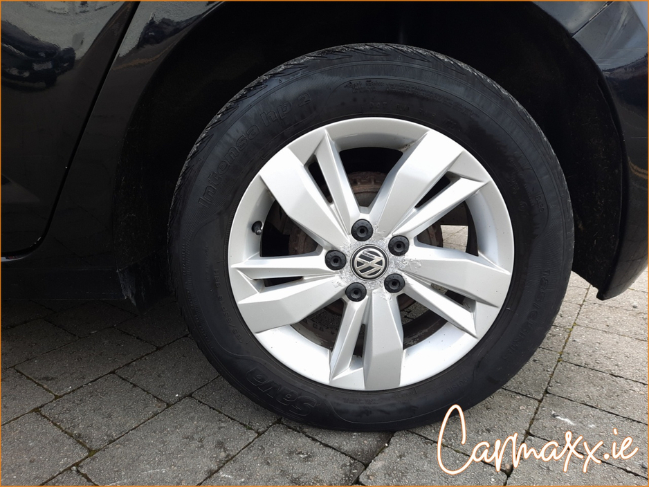 2019 Volkswagen Polo - image 10