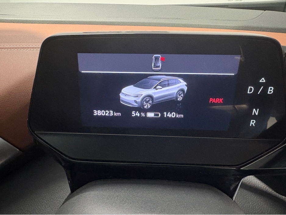 2022 Volkswagen ID.4 ONLY 37k kms - PRO 128 KW FAMILY 77KWH 174BHP €23,950