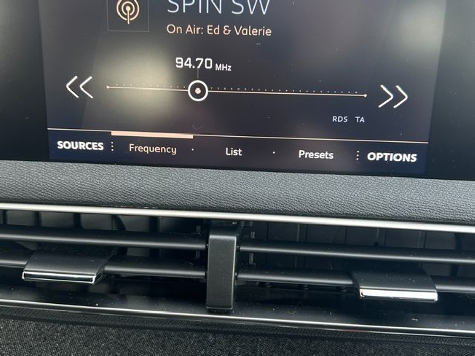 2019 Peugeot 3008 - image 24