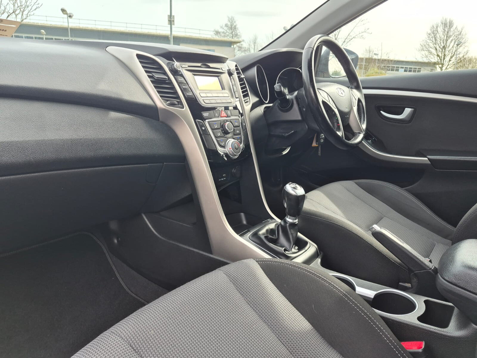 2015 Hyundai i30 - image 12