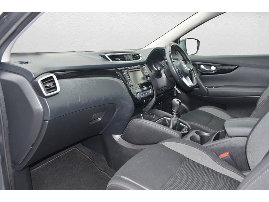 2019 Nissan Qashqai - image 14