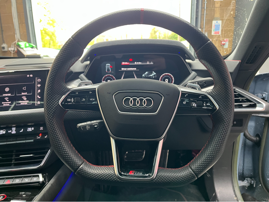 2023 Audi e-tron GT quattro - image 11