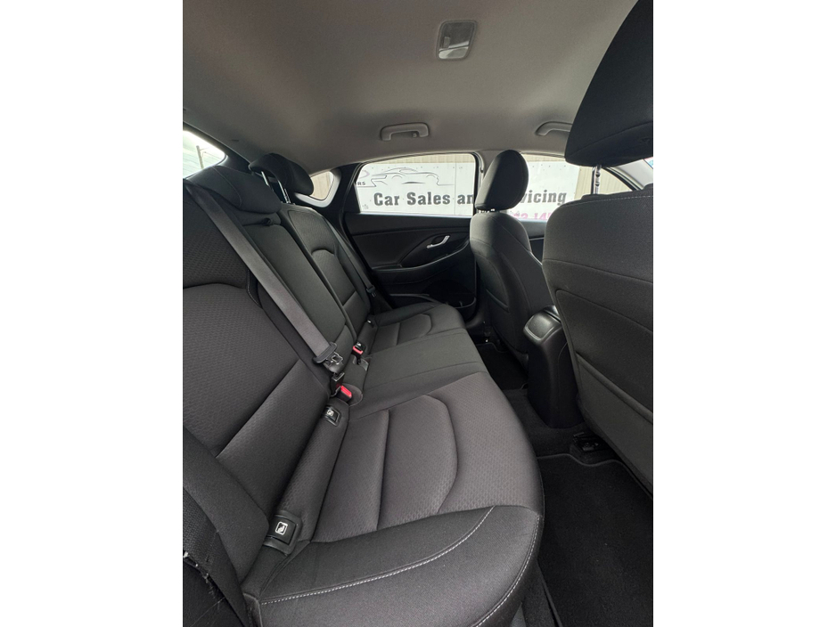 2019 Hyundai i30 - image 19