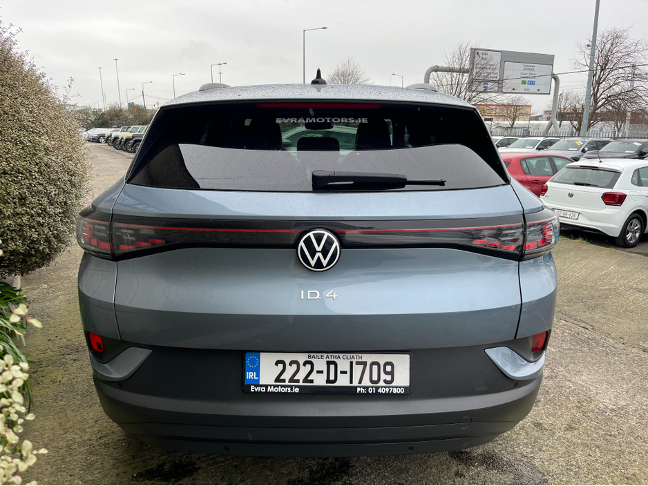 2022 Volkswagen ID.4 - image 7