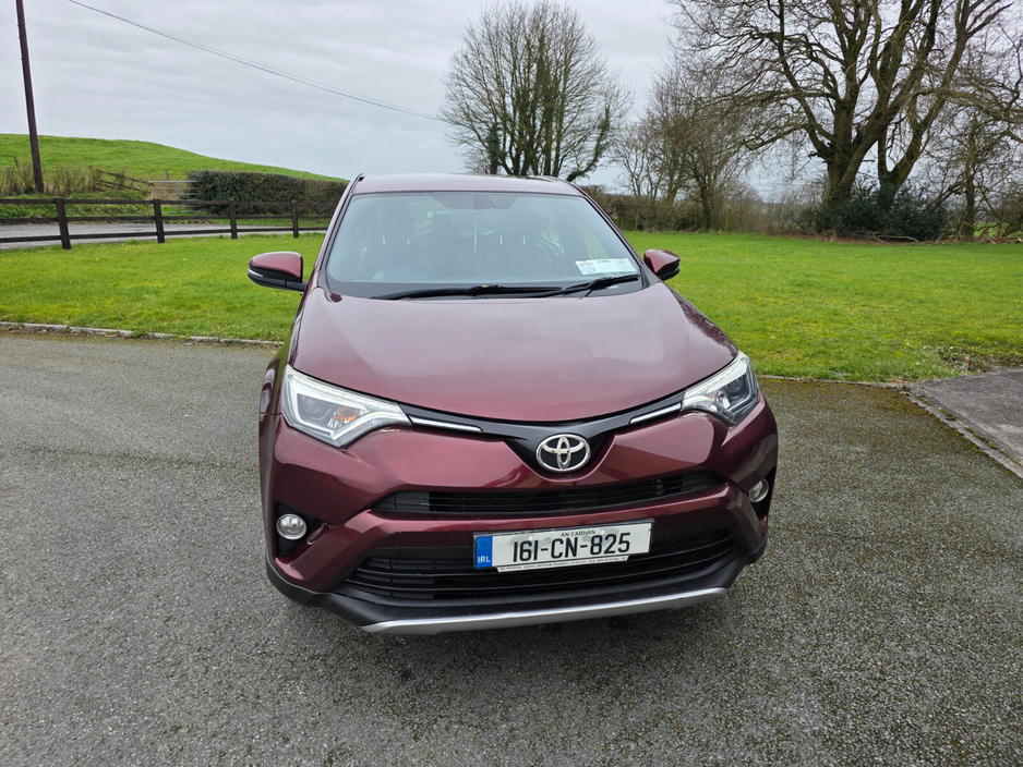 2016 Toyota Rav4 - image 3