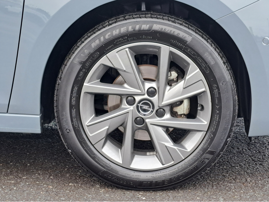 2025 Opel Corsa ELEGANCE 1.2 75BHP **REVERSING CAMERA** €21,950