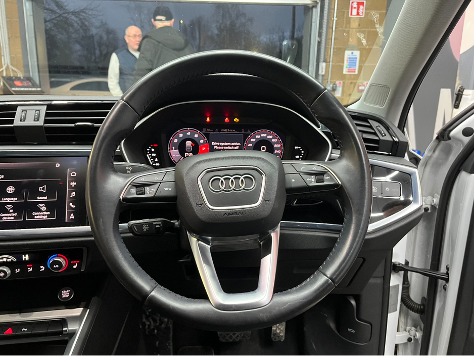 2020 Audi Q3 €31950 2020 AUDI Q3 SPORTBACK 35TFSI 1.5 AUTOMATIC / CRUISE CONTROL / 360° PARKING CAMERA / ELECTRIC HEATED SEATS €31,950