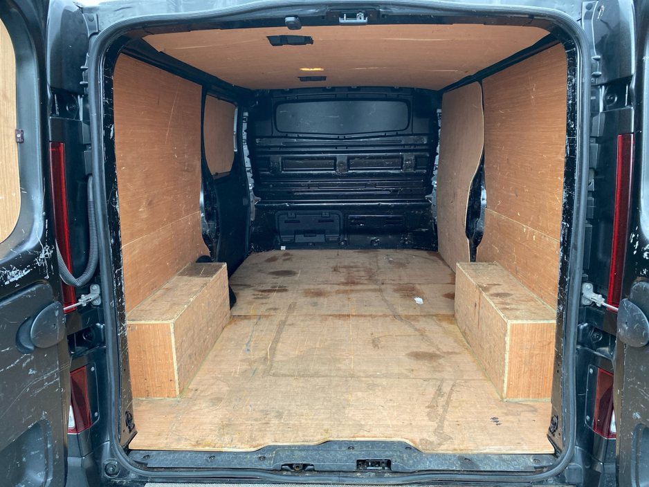 2022 Renault Trafic Sport LWB 2.0 170BHP Automatic €22,500