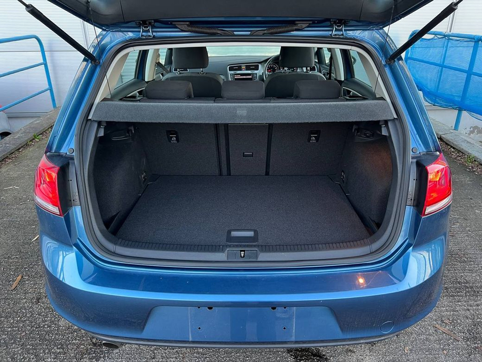 2014 Volkswagen Golf R-LINE PACK 1.2 TSI // LOW MILEAGE // ADAPTIVE CRUISE CONTROL // NEW 19" DIAMOND CUT ALLOYS €13,950