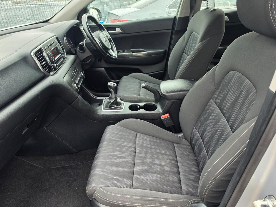 2017 Kia Sportage - image 19