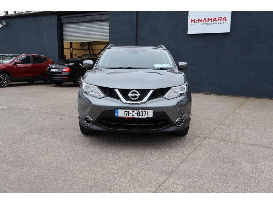 2017 Nissan Qashqai - image 4