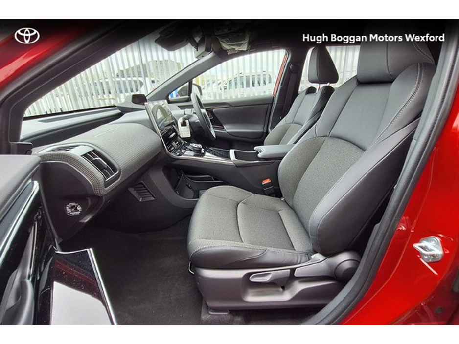 2024 Toyota bZ4X - image 7