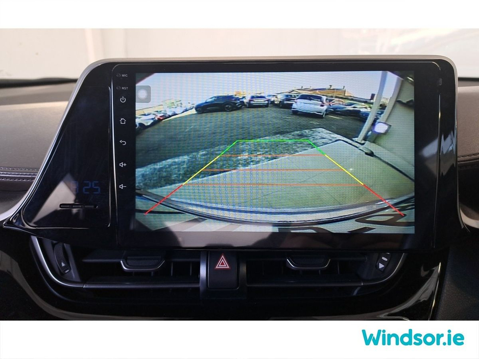 2020 Toyota C-HR HYBRID AUTO €20,995