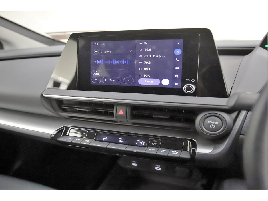 2023 Toyota Prius 1.8 SELF CHARGING HYBRID *LOW MILEAGE*REVERSE CAM*PARK SENSORS* €30,890