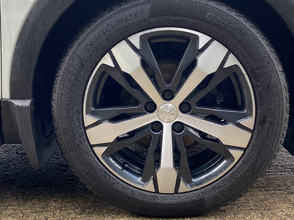 2023 Peugeot 3008 1.5 BlueHDi 130bhp Auto 6.4 GT €34,900